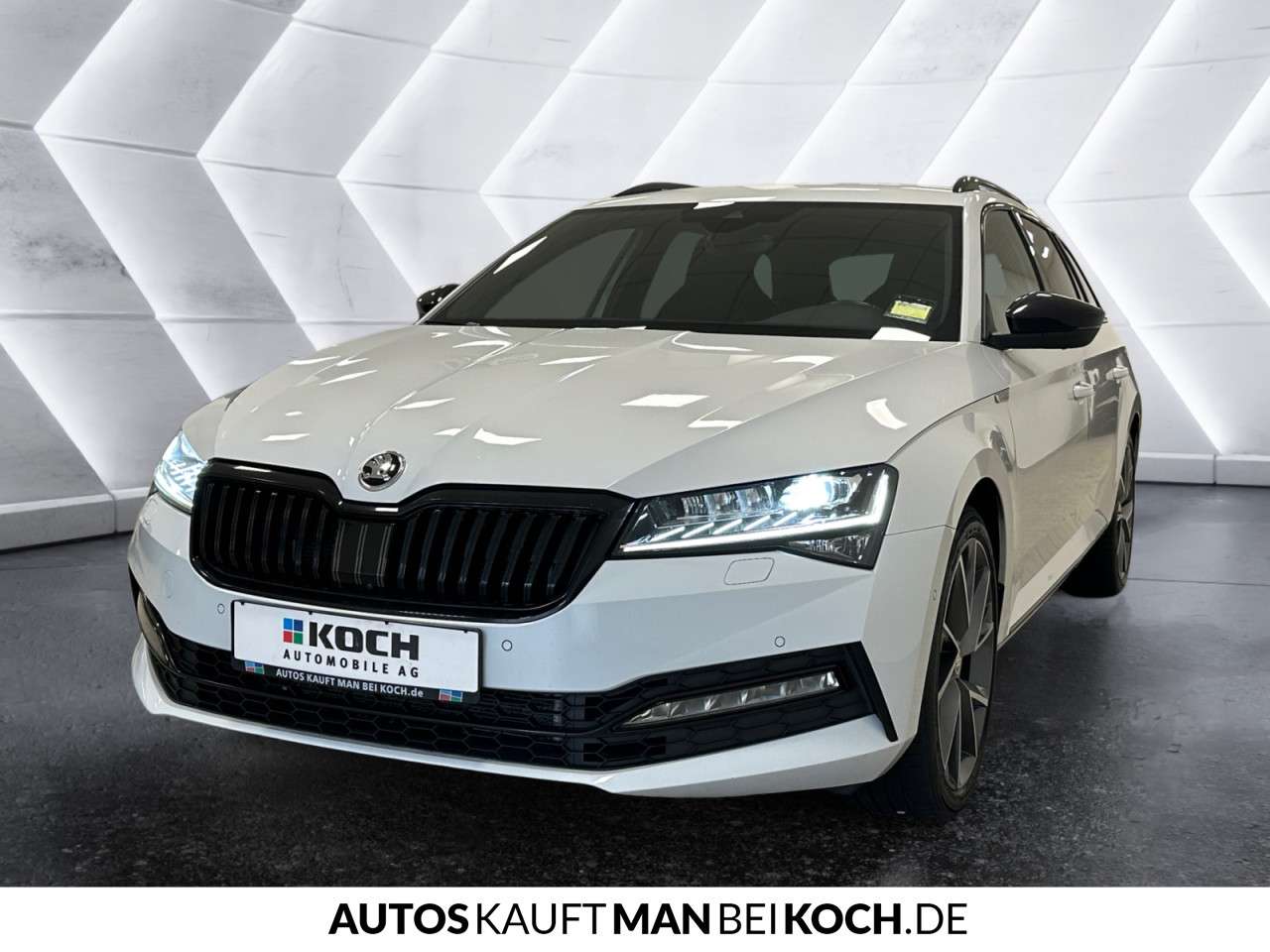 Fahrzeugbild eines Skoda Superb