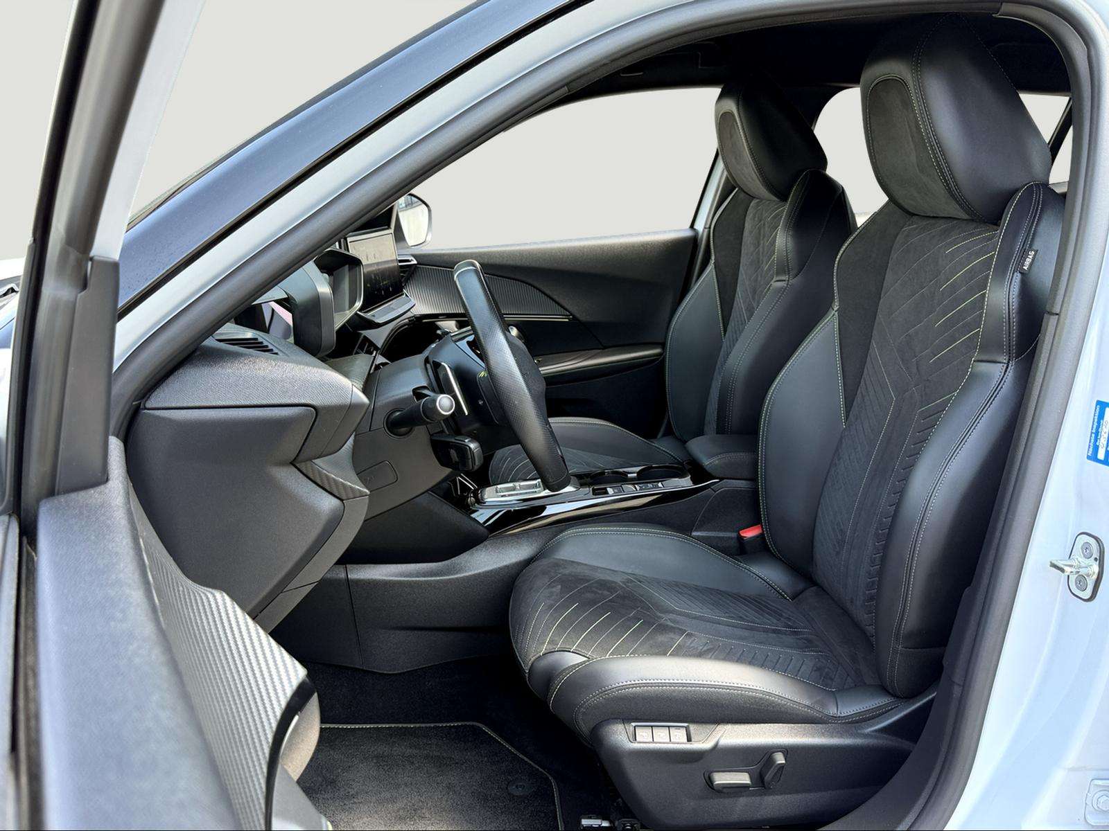 Fahrzeugbild eines Peugeot 2008