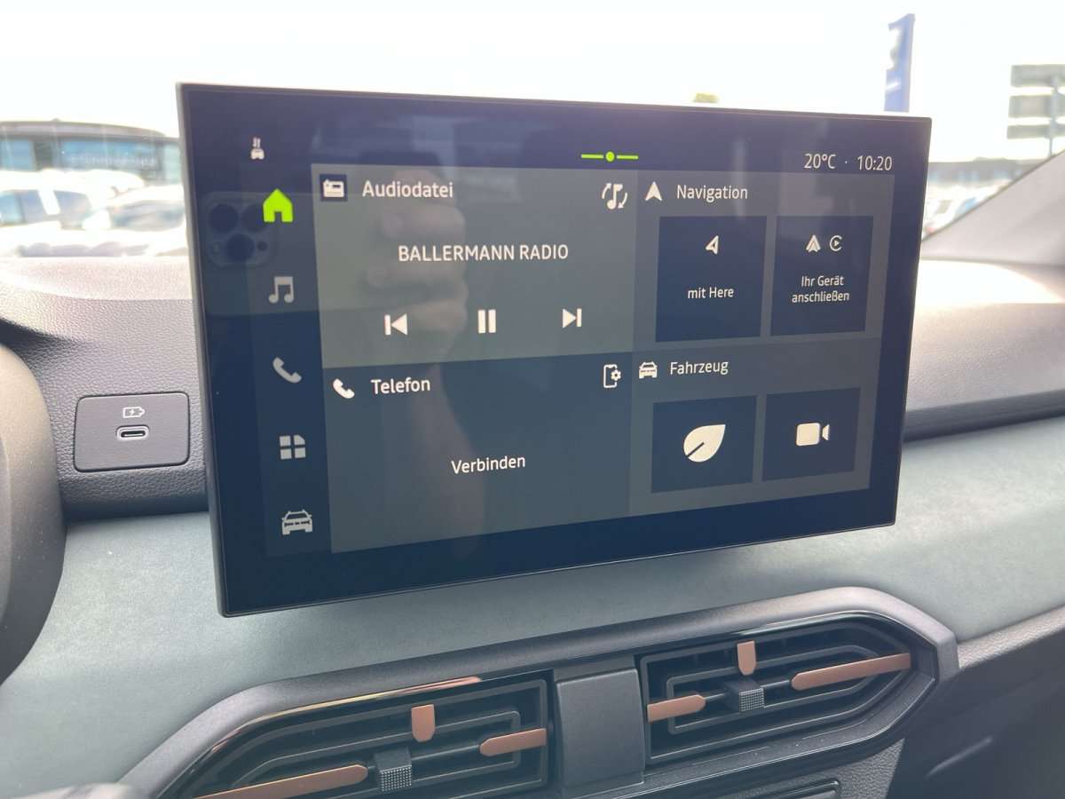 Fahrzeugbild eines Dacia Sandero