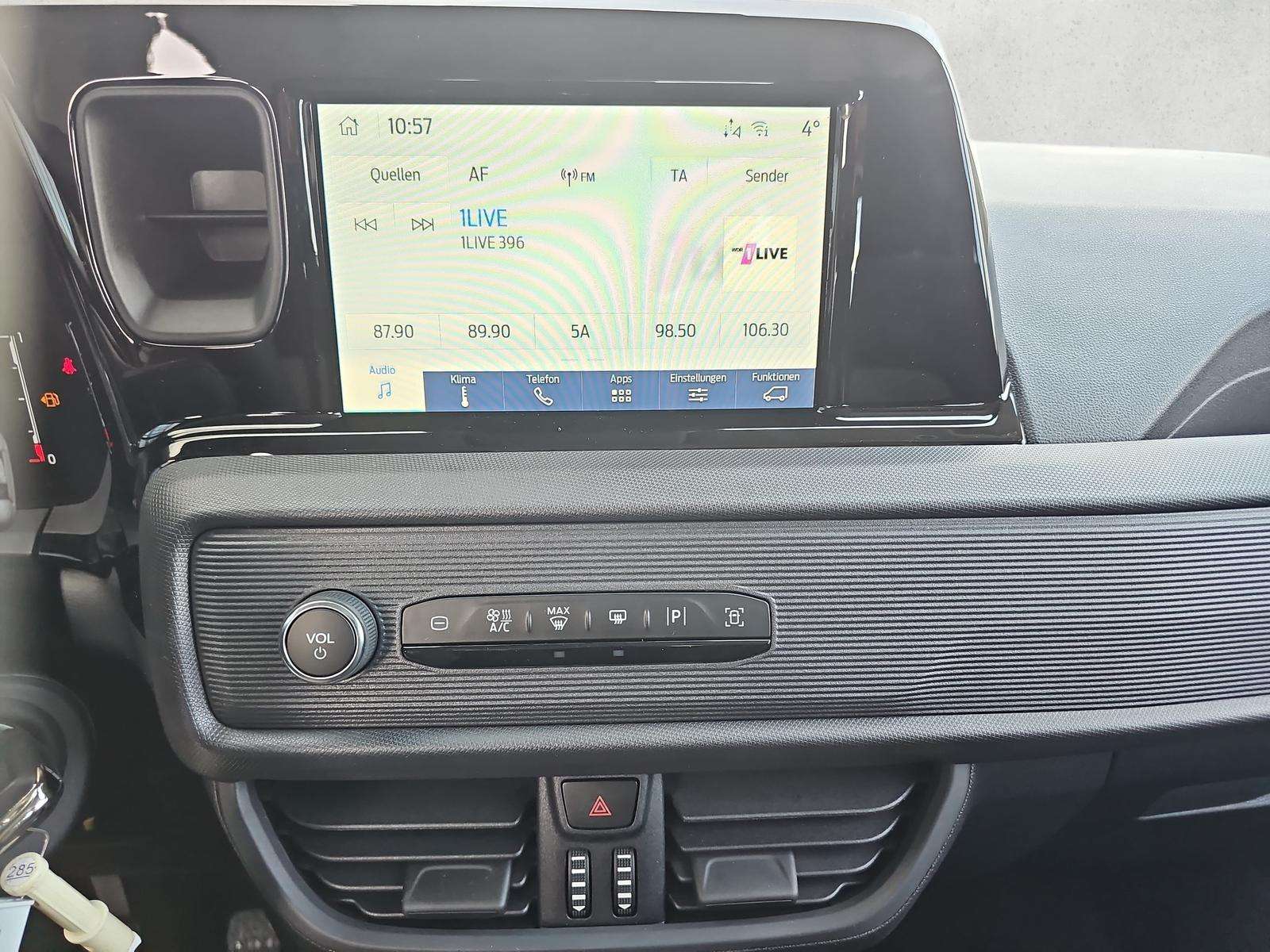 Fahrzeugbild eines Ford Tourneo Courier