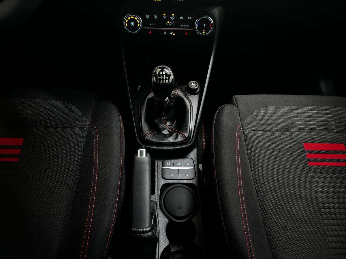 Fahrzeugbild eines Ford Fiesta