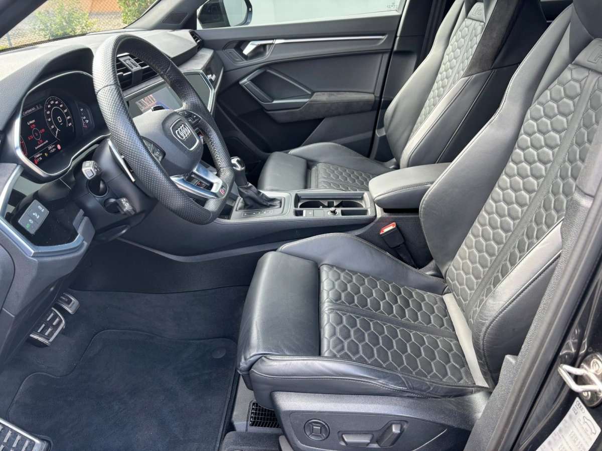 Fahrzeugbild eines Audi RS Q3
