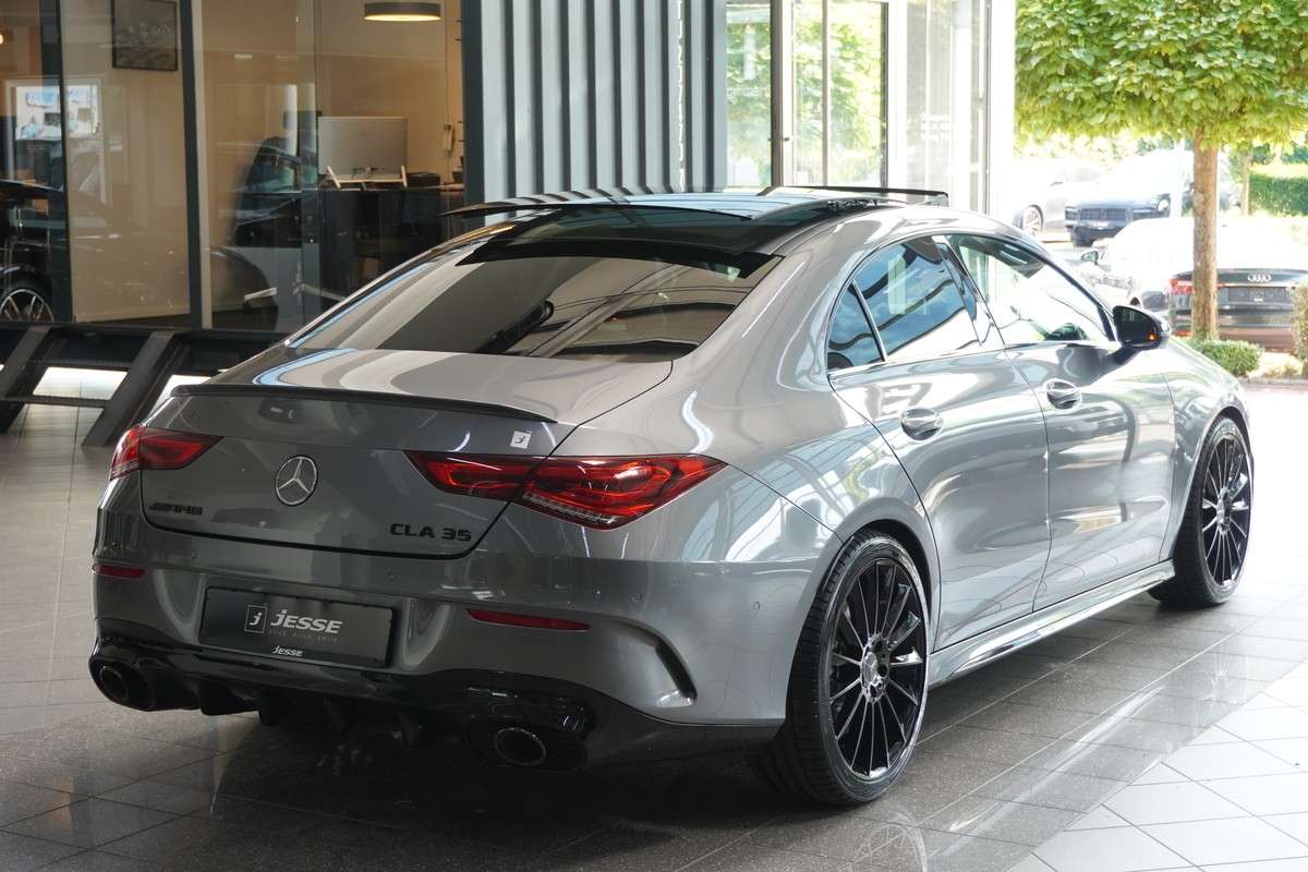 Fahrzeugbild eines Mercedes-Benz CLA