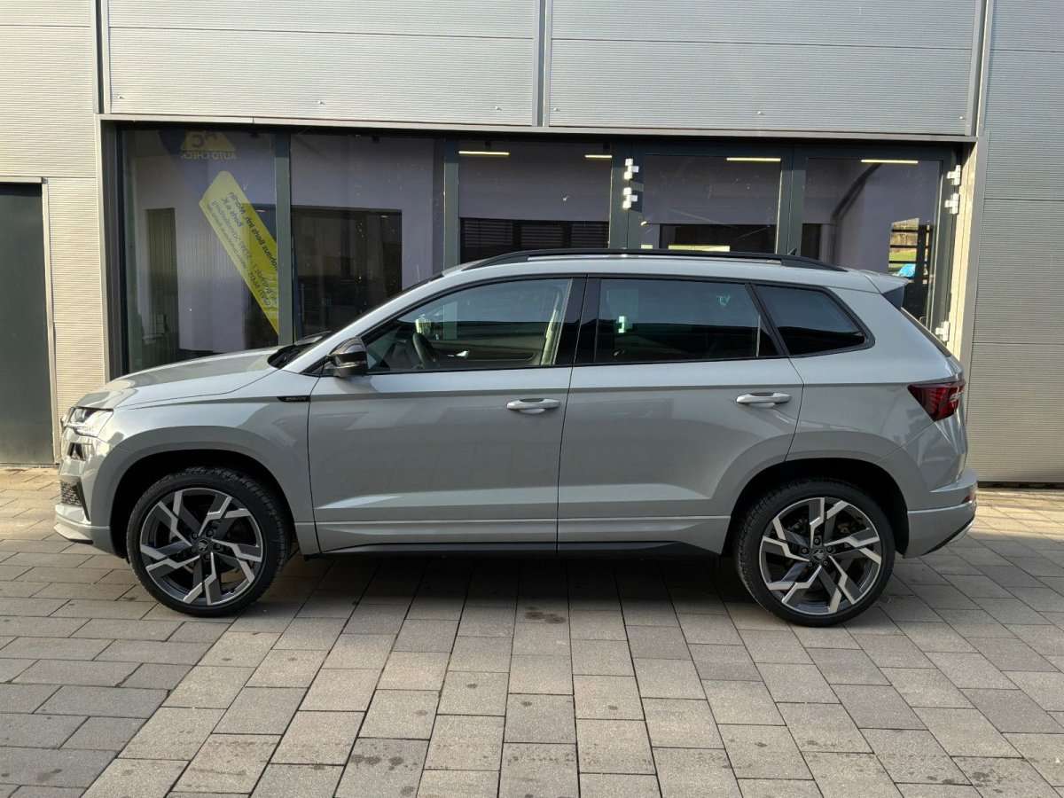 Fahrzeugbild eines Skoda ELROQ
