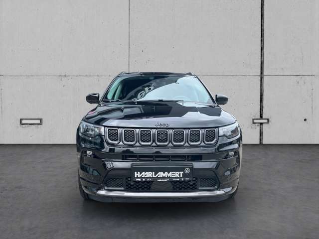 Fahrzeugbild eines Jeep Compass