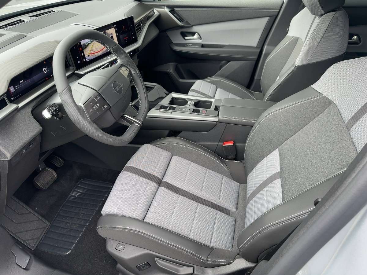 Fahrzeugbild eines Opel Grandland X