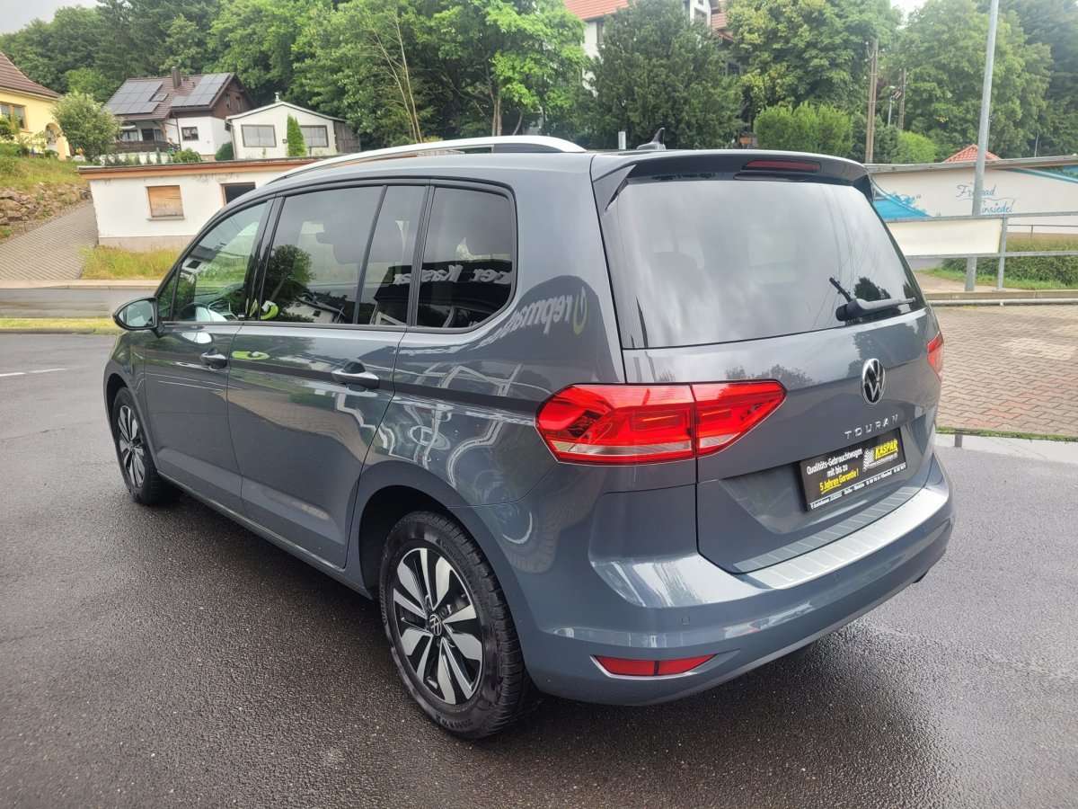 Fahrzeugbild eines Volkswagen Touran