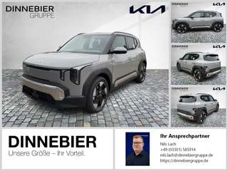 Schräge Frontansicht auf einen Kia EV2 , freigestellt