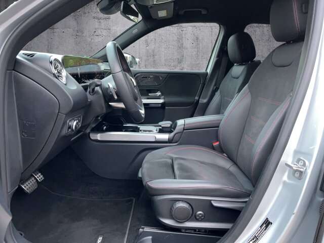 Fahrzeugbild eines Mercedes-Benz GLB