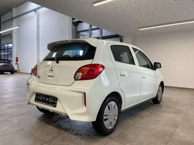 Fahrzeugbild eines Mitsubishi Space Star