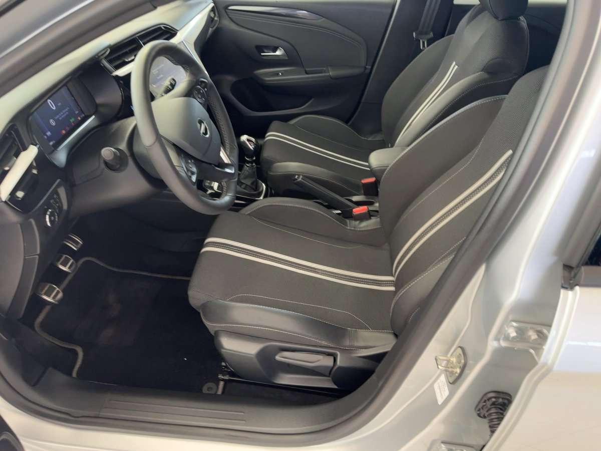 Fahrzeugbild eines Opel Corsa