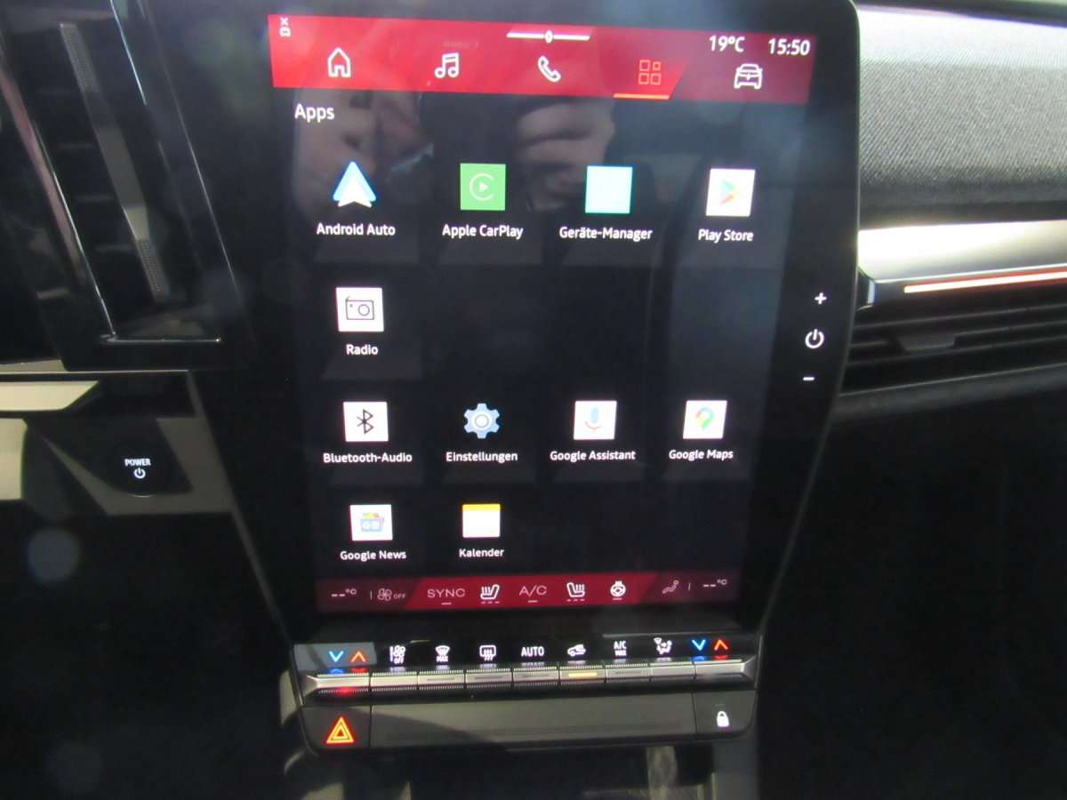 Fahrzeugbild eines Renault Scenic E-TECH