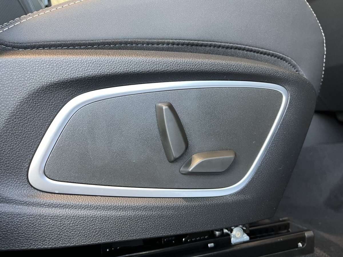 Fahrzeugbild eines Renault Espace