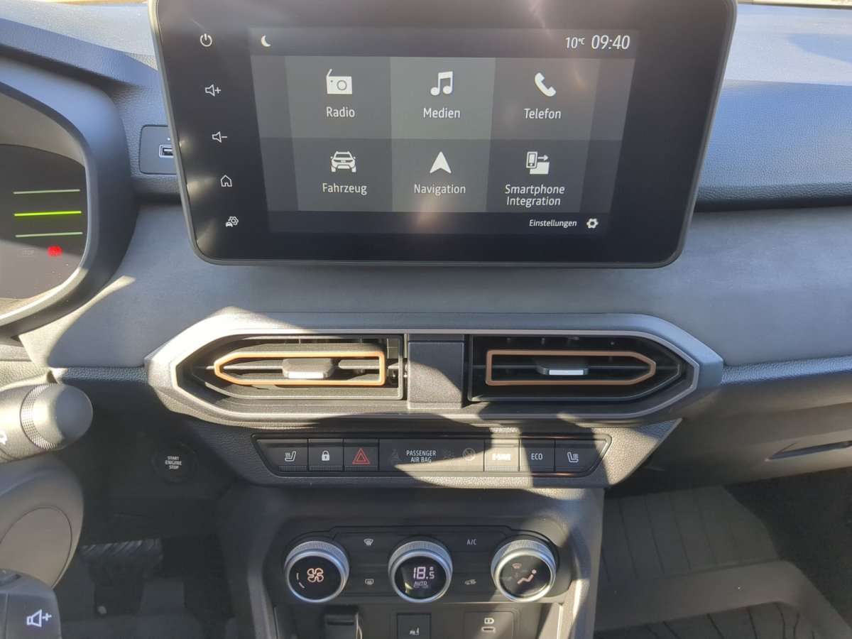 Fahrzeugbild eines Dacia Jogger