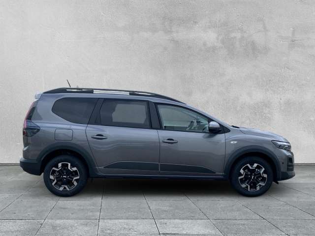 Fahrzeugbild eines Dacia Jogger