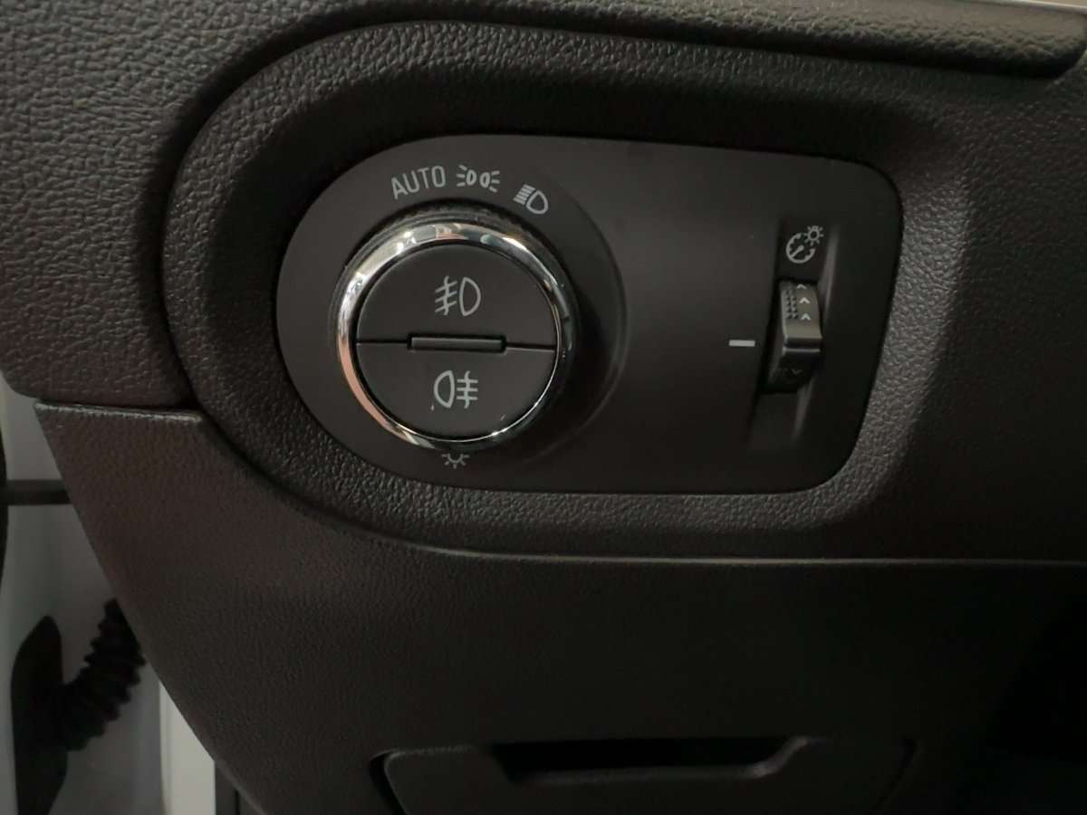 Fahrzeugbild eines Opel Grandland X