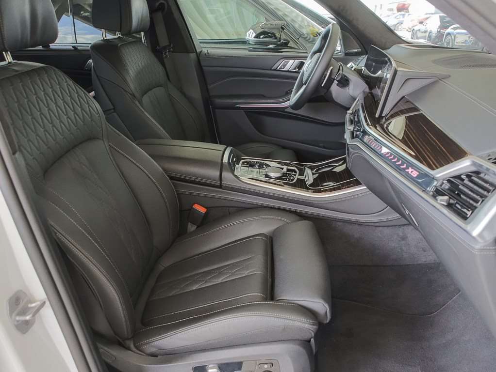 Fahrzeugbild eines BMW X5