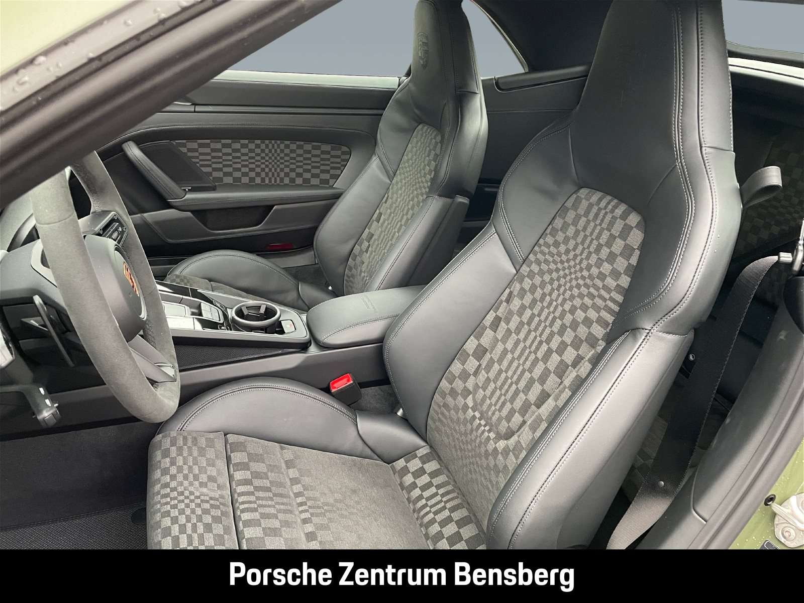 Fahrzeugbild eines Porsche 911