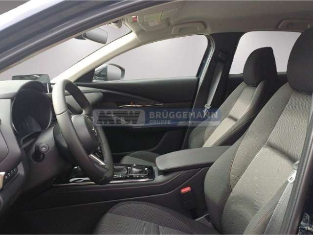 Fahrzeugbild eines Mazda CX-30