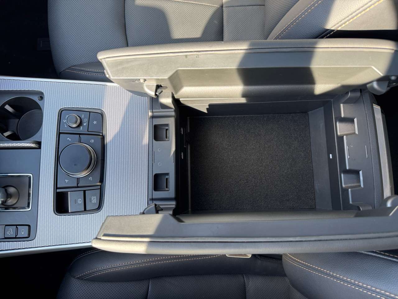 Fahrzeugbild eines Mazda CX-60