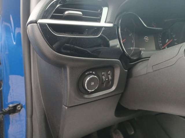 Fahrzeugbild eines Opel Corsa