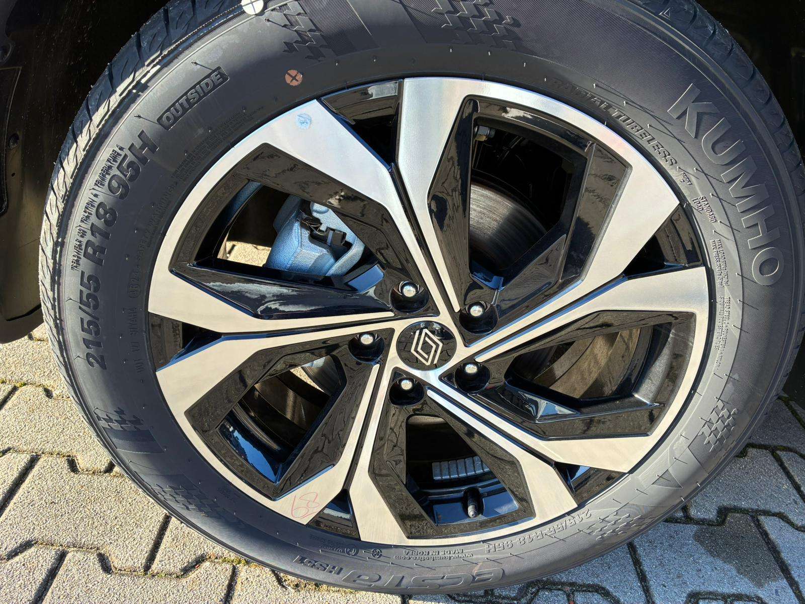 Fahrzeugbild eines Renault Arkana