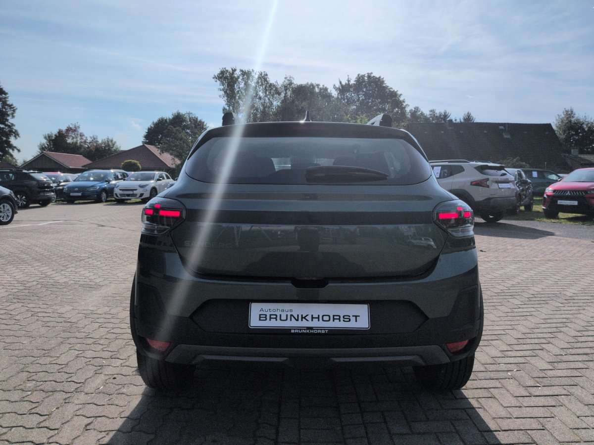 Fahrzeugbild eines Dacia Sandero