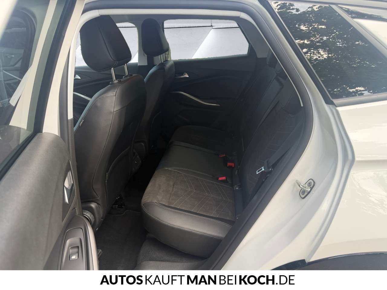 Fahrzeugbild eines Opel Grandland X