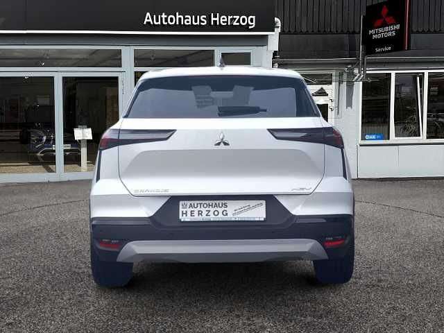 Fahrzeugbild eines Mitsubishi Grandis