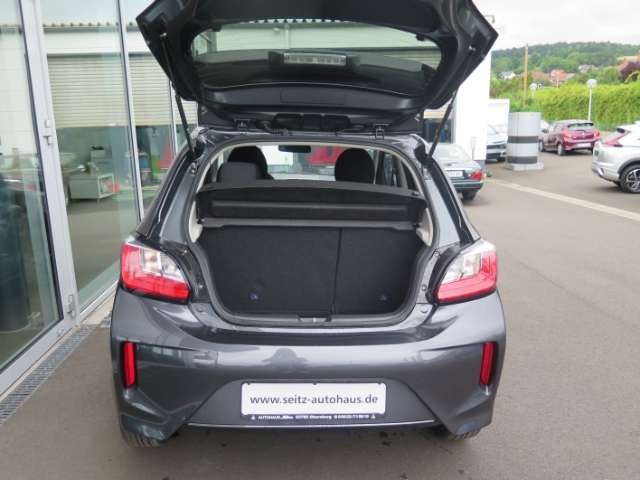 Fahrzeugbild eines Mitsubishi Space Star