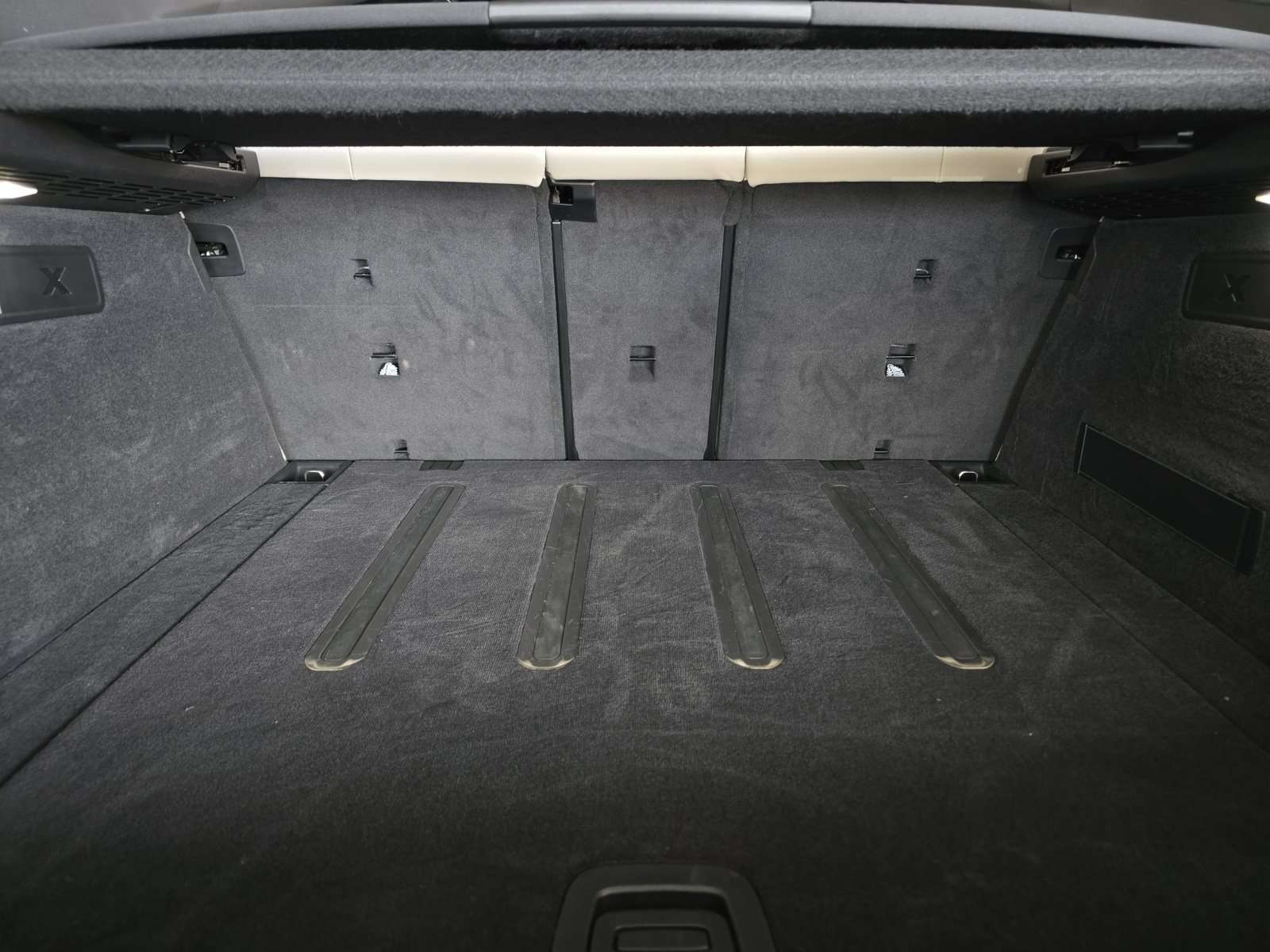 Fahrzeugbild eines BMW X6