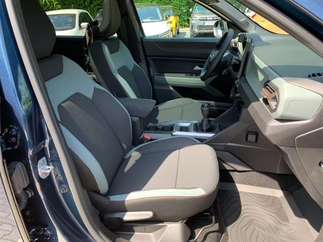 Fahrzeugbild eines Dacia Bigster