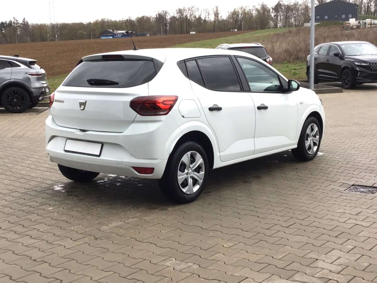 Fahrzeugbild eines Dacia Sandero