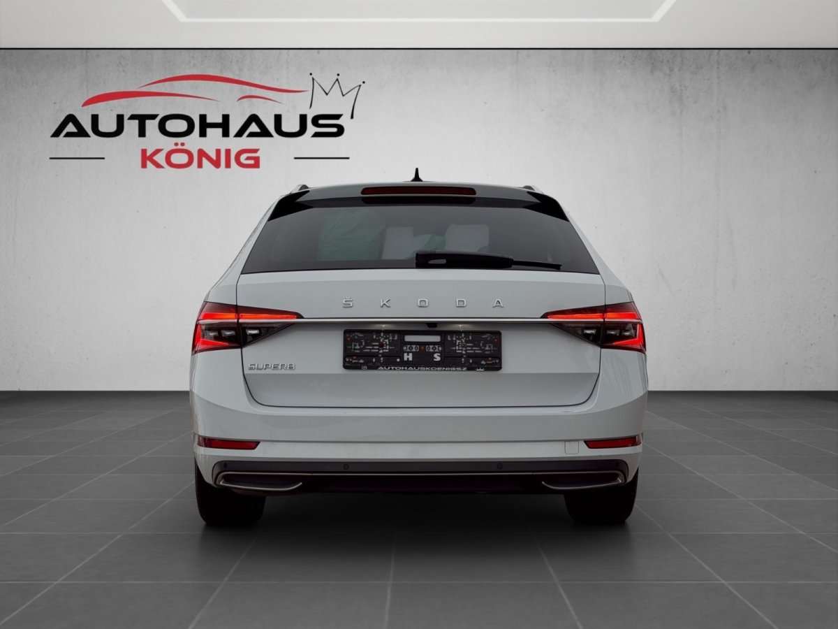 Fahrzeugbild eines Skoda Superb