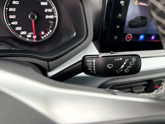 Fahrzeugbild eines SEAT Ibiza