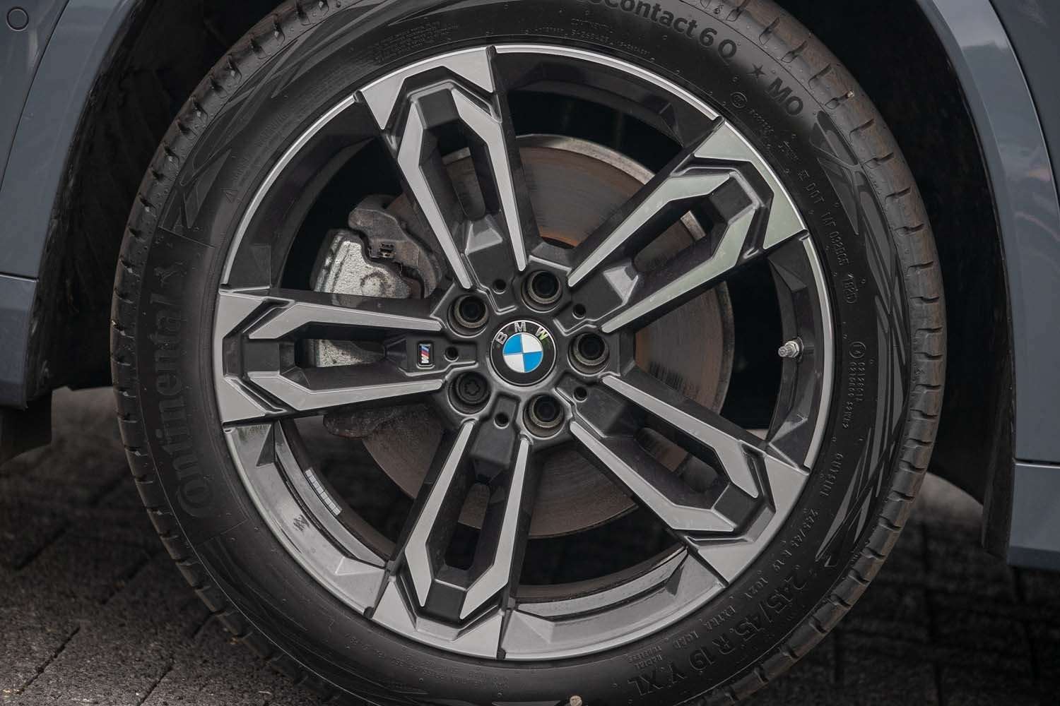 Fahrzeugbild eines BMW X1