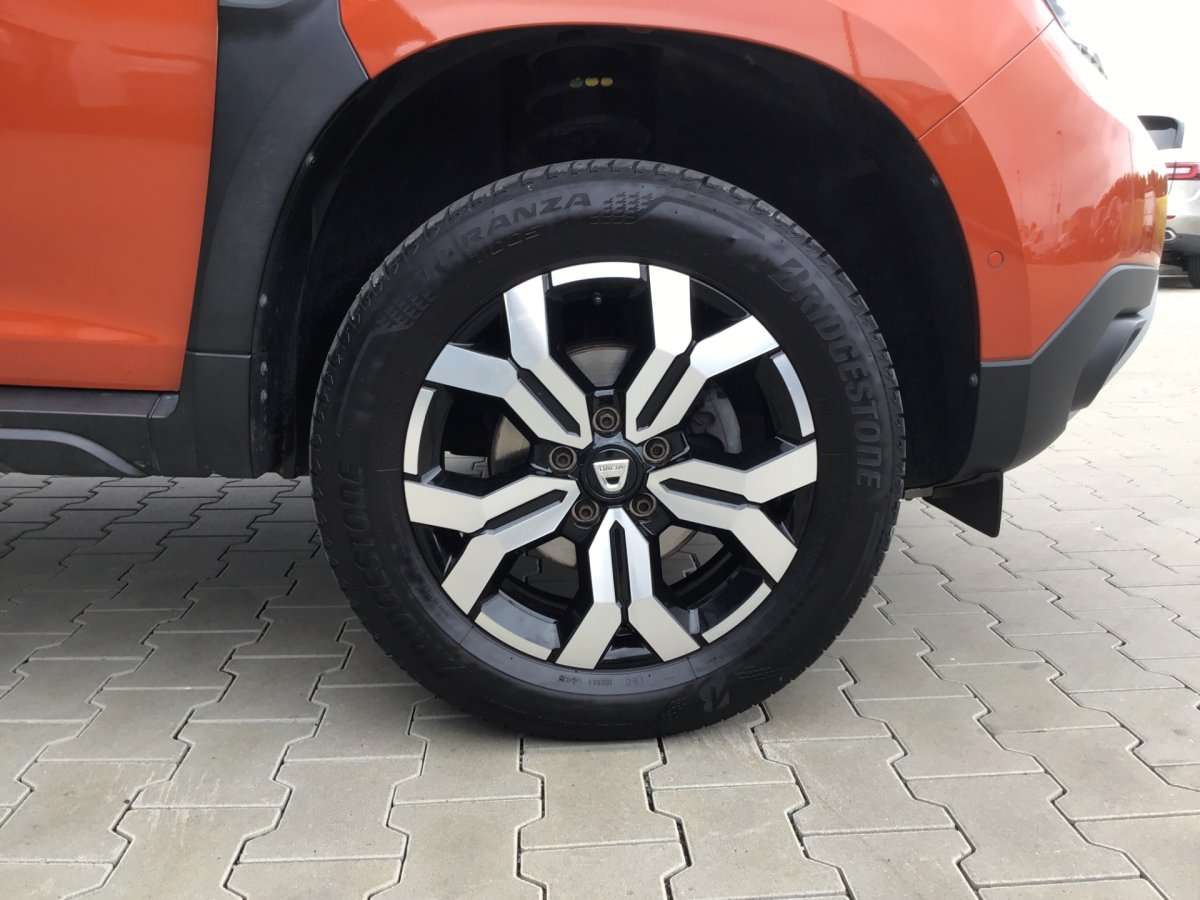 Fahrzeugbild eines Dacia Duster