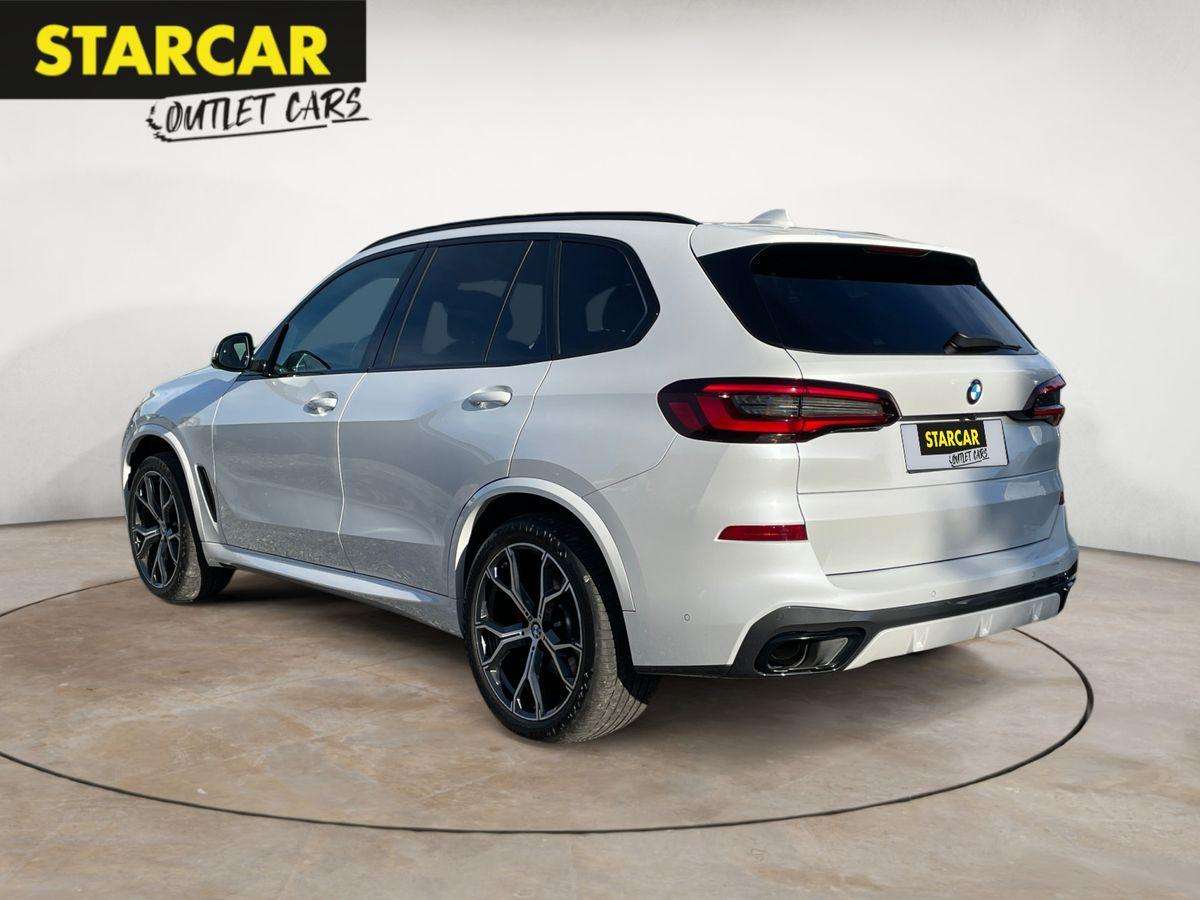 Fahrzeugbild eines BMW X5
