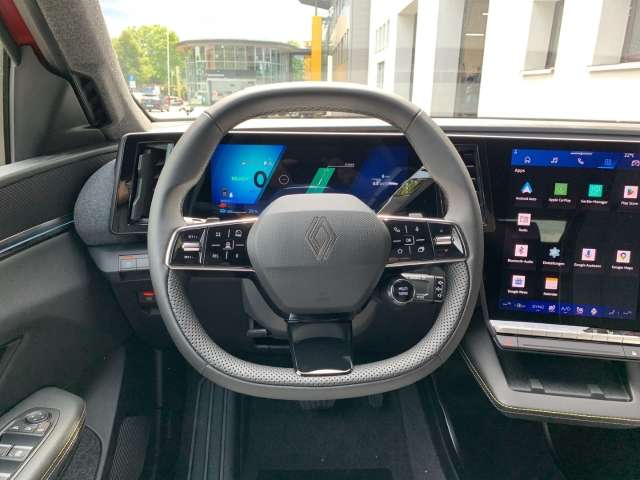 Fahrzeugbild eines Renault Scenic E-TECH