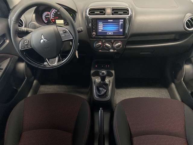 Fahrzeugbild eines Mitsubishi Space Star