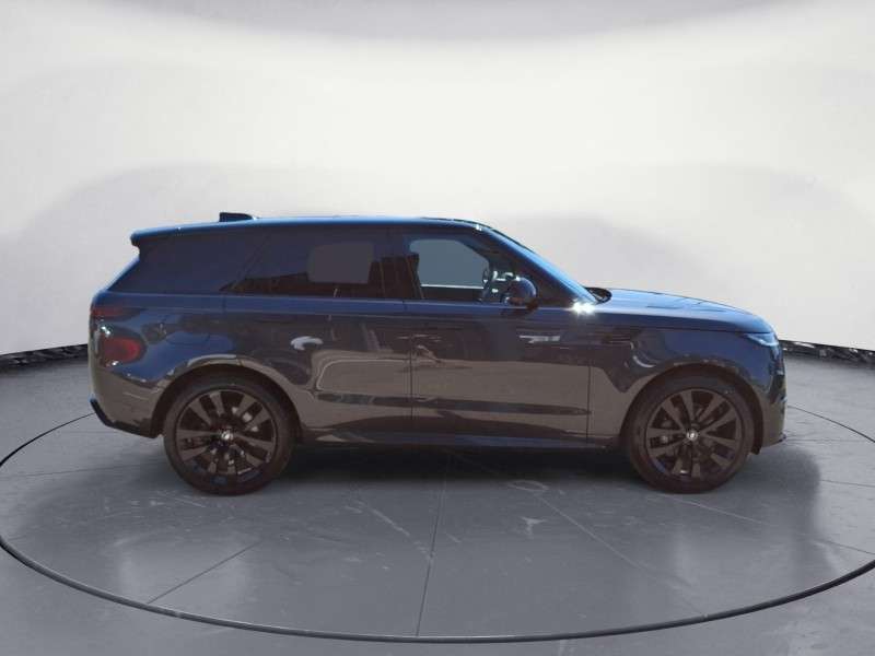 Fahrzeugbild eines Land Rover Range Rover Sport