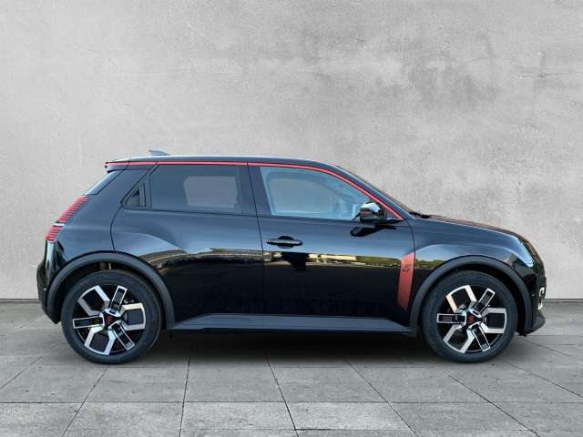 Fahrzeugbild eines Renault 5 E-TECH