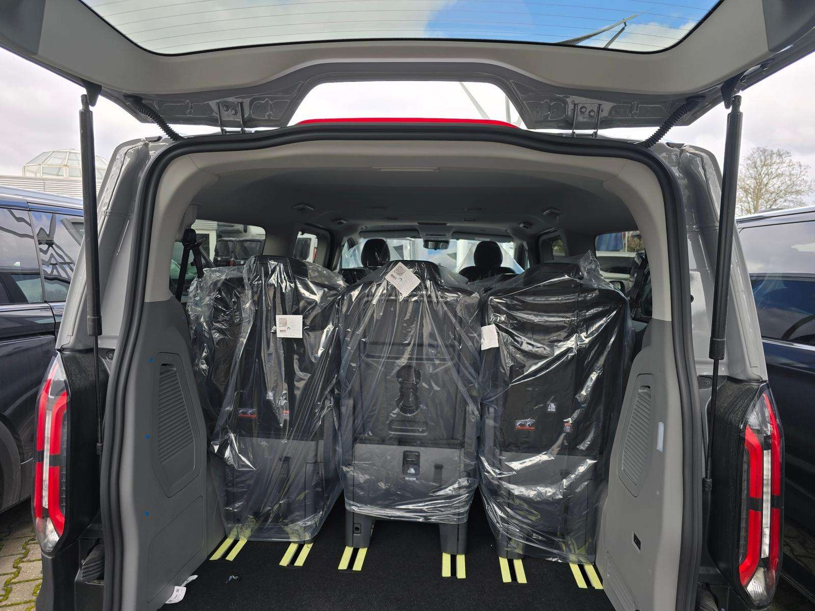 Fahrzeugbild eines Ford Tourneo Custom