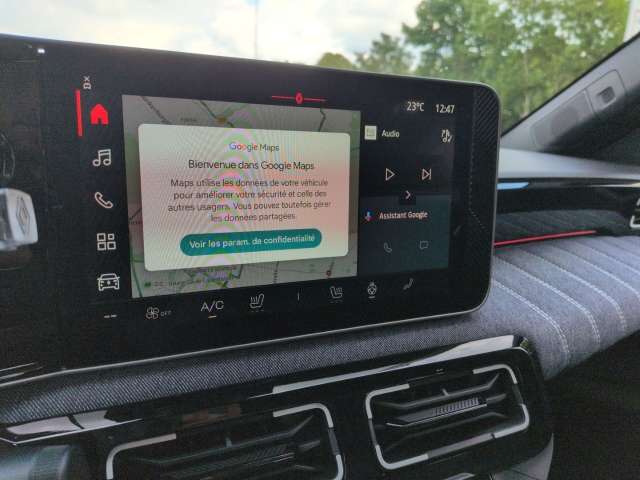 Fahrzeugbild eines Renault 5 E-TECH