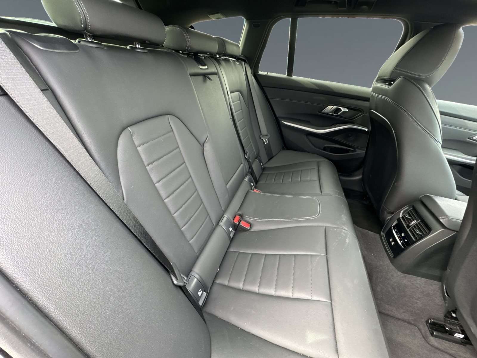 Fahrzeugbild eines BMW 3er-Reihe