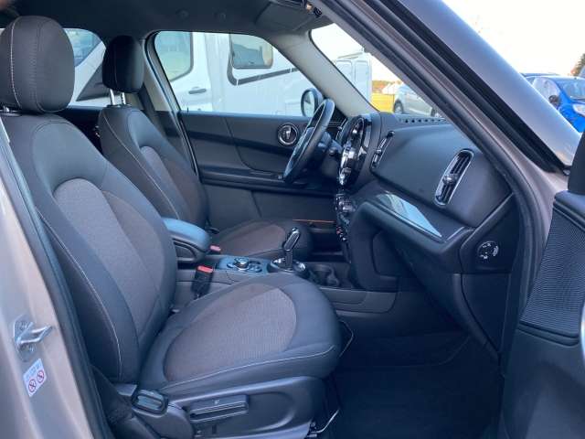 Fahrzeugbild eines MINI Countryman