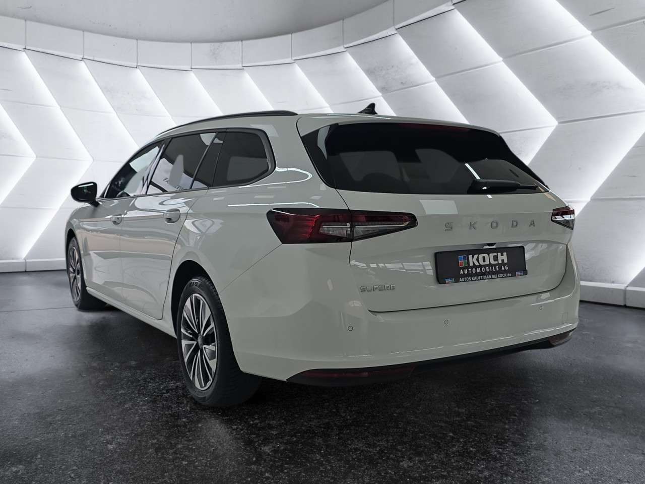 Fahrzeugbild eines Skoda Superb