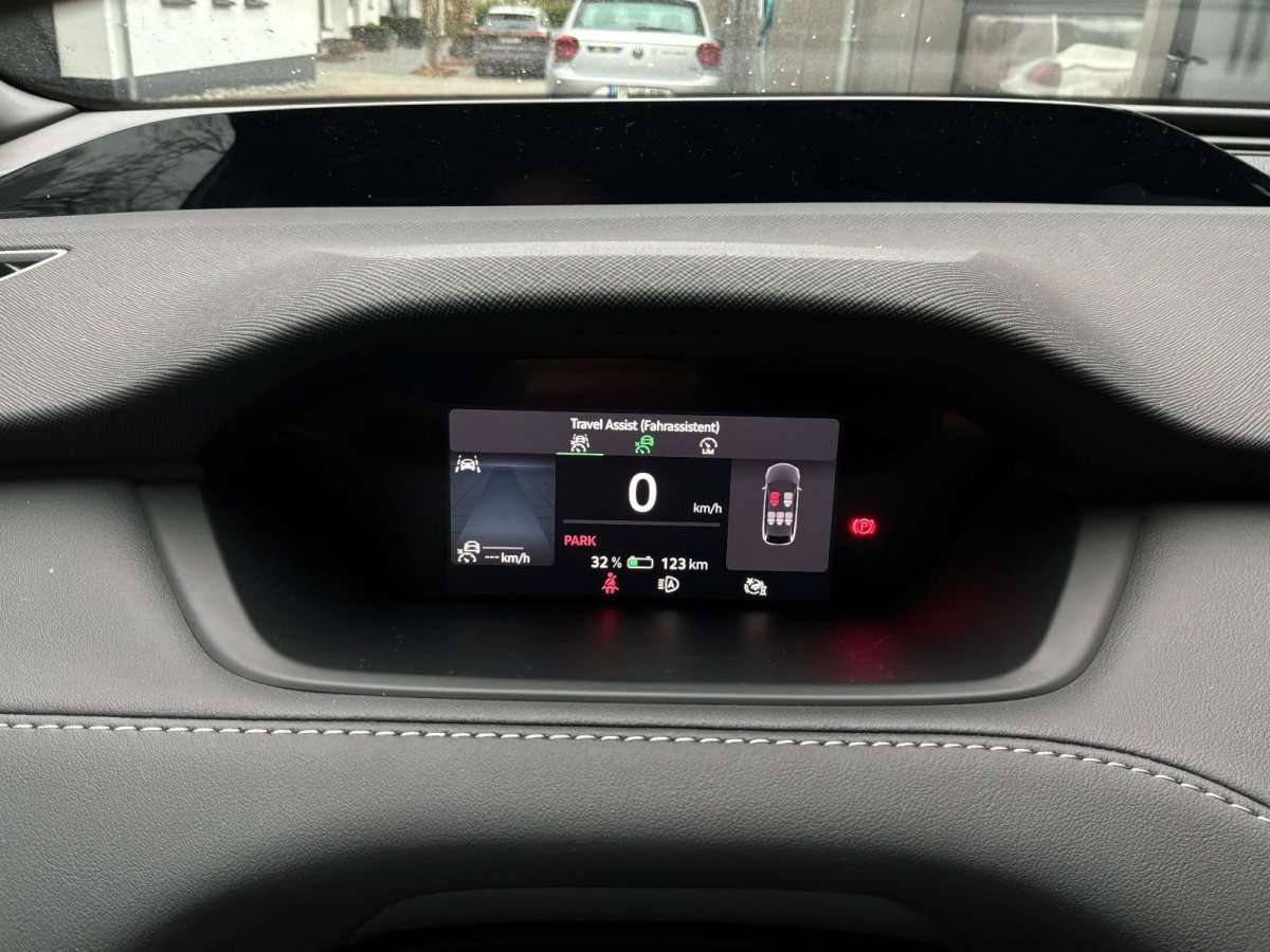 Fahrzeugbild eines Skoda ELROQ