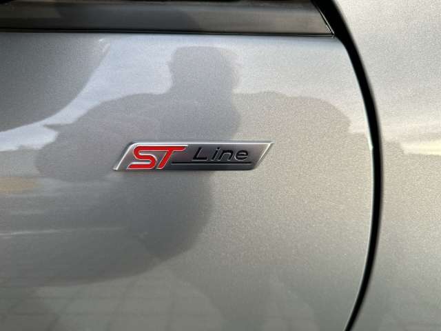 Fahrzeugbild eines Ford Kuga