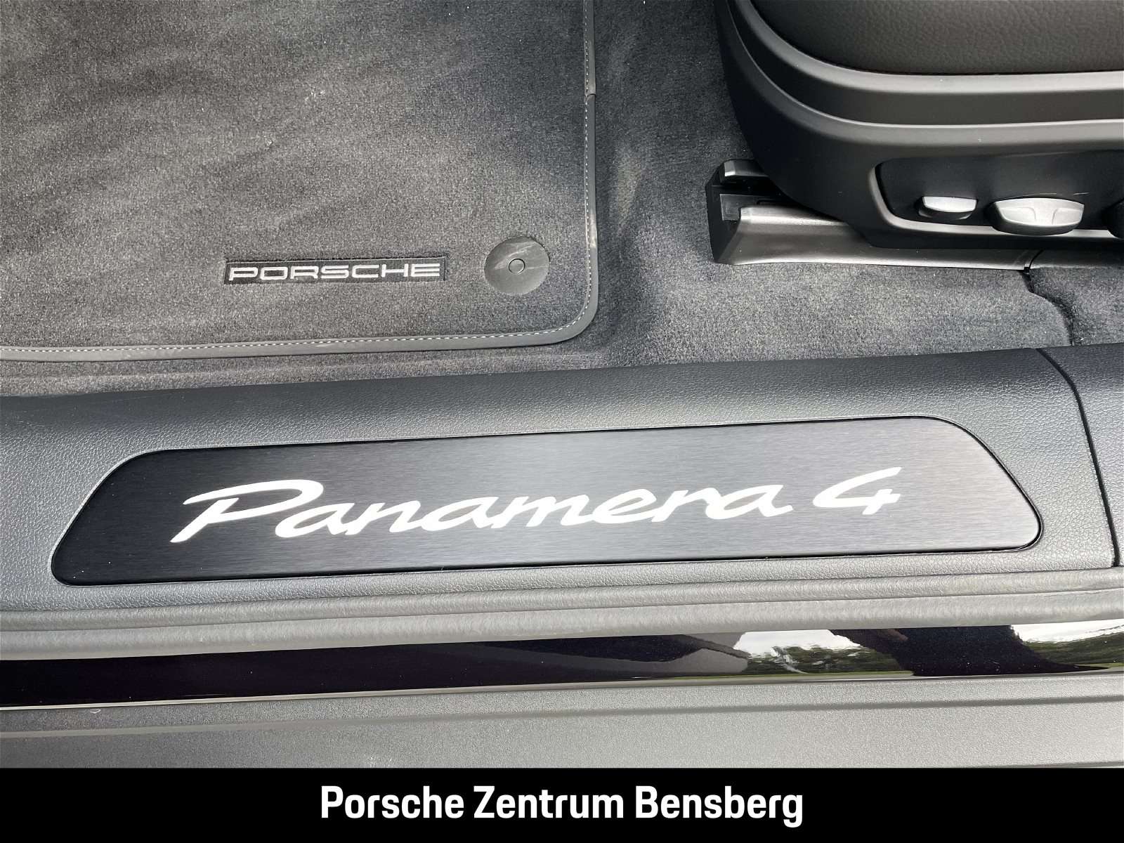 Fahrzeugbild eines Porsche Panamera